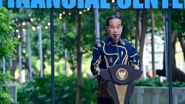 ISEI XXII, Jokowi Dorong Akademisi dan Ekonom Rancang Hilirisasi Rumput Laut dan Kopi