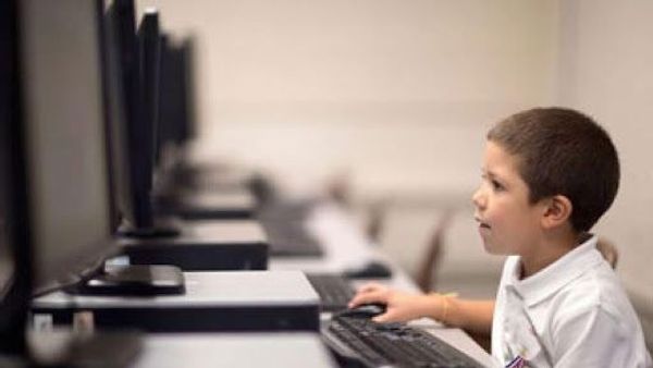 Sekolah Libur Corona, Beberapa Platform Belajar Online Gratiskan Layanan