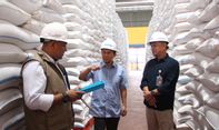 Lakukan Pengawasan Pangan, Gus Hilmy: Gudang Bulog Penuh, Distributosi Perlu Kolaborasi