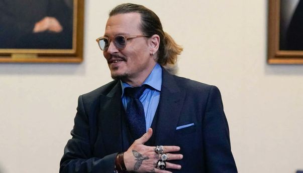Johnny Depp Kalahkan Telak Amber Heard: Kehidupan Saya Kembali!