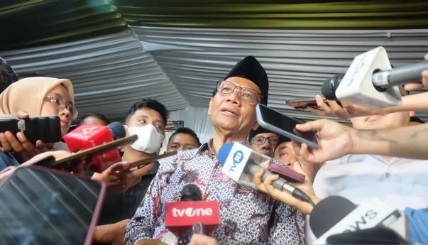 Mahfud Sebut Banyak Pengacara dari Berbagai Daerah Siap Gabung Bela Kubunya di MK