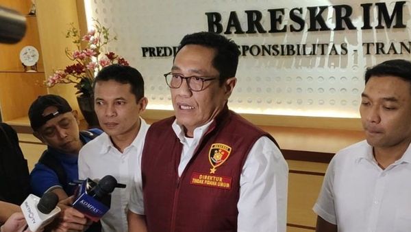 Bareskrim Resmi Tahan Kades Kohod Tersangka Pagar Laut Tangerang