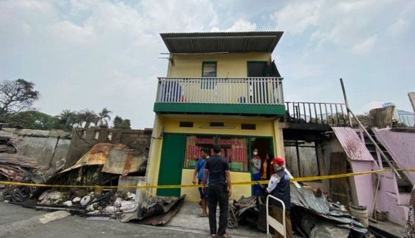 Ajaib! Warteg di Jakarta Ini Selamat Saat Bangunan Sekitar Habis Terbakar, Terungkap Pemiliknya Sering Lakukan Ini