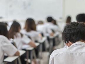 DPR Akan Masukkan Putusan MK soal Sekolah Gratis ke RUU Sisdiknas