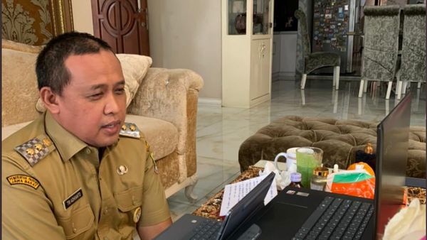 Pak Polisi Tolong, Banyak Warga di Bekasi Mengaku Bansos Disunat