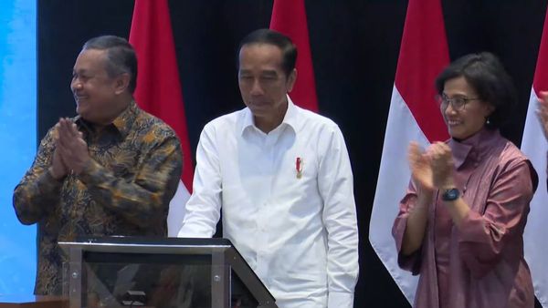Buka Perdagangan Bursa Efek Indonesia 2023, Jokowi: Investor Kita 55 Persen Anak Muda
