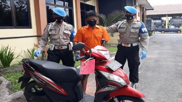 Berita Kriminal Jogja: Pria Ini Dibekuk Polisi karena Gadaikan Motor Tetangga untuk Berjudi