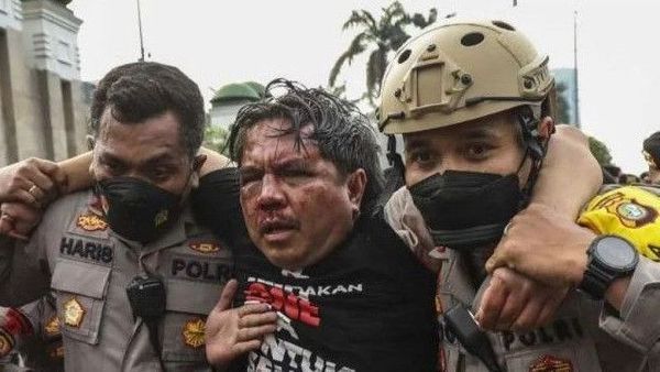 Pengeroyok Ade Armando Dihukum 8 Bulan Penjara, PSI: Tak Adil, Jaksa Harus Banding