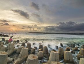 Berita Terbaru di Jogja: Dispar Kulon Progo Akan Membuat Plaza Kuliner di Pantai Glagah