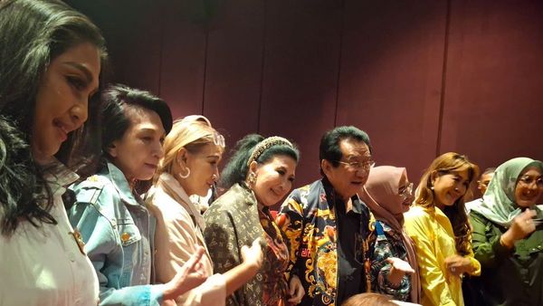 Anwar Fuady Soal Film Dul Muluk Dul Malik: Sangat Bangga, Akhirnya Ada Film Gunakan Bahasa Palembang