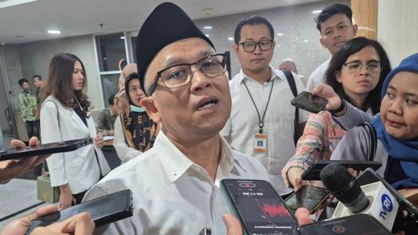 Wamendikdasmen Sebut Sekolah Swasta Gratis Belum Bisa Diterapkan Tahun Ini