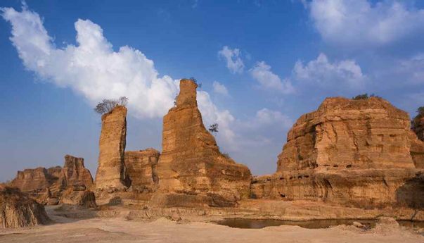 Asyiknya Menikmati Waktu Liburan di Brown Canyon Semarang
