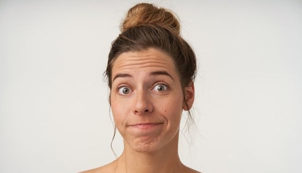 Tips Menghilangkan Kerutan di Dahi dengan Cara Alami