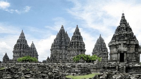 Berita Seputar Jogja: Uji Coba Pembukaan Candi Prambanan dan Ratu Boko Hanya Boleh Dikunjungi 1.500 Orang