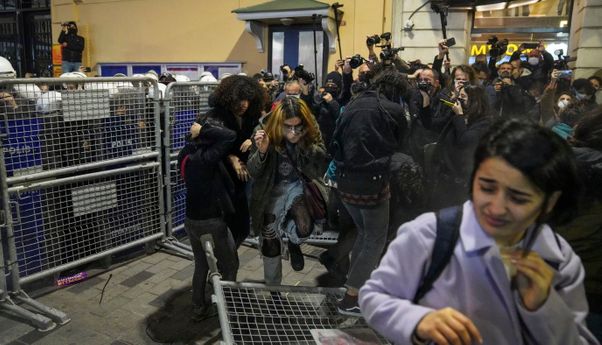 Ricuh Demo Gerakan Feminis Turki, Erdogan Dituduh Sebagai Biang Kerok