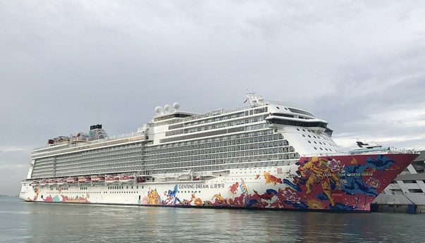 Keindahan Dermaga Celukan Bawang Bali dan Kehidupan Bawah Airnya