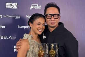 Nirina Zubir Sabet Piala Citra FFI 2024 Pemeran Wanita Terbaik Lewat JESEDEF