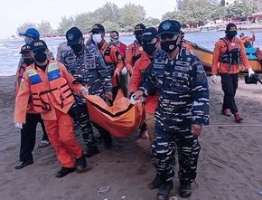 Berita Jateng: Berhasil! 5 Hari Pencarian, Tim SAR Temukan Mahasiswi Tenggelam di  Pantai Logending Kebumen