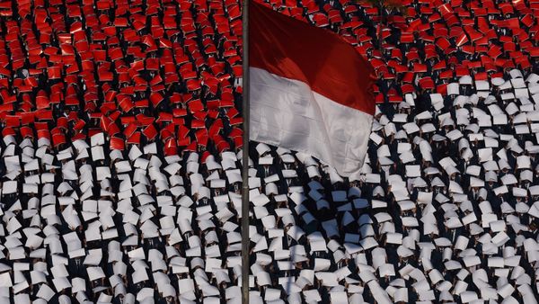 Mencari Tahu Makna Filosofis Bendera Merah Putih