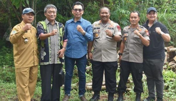 Dipasangkan dengan Bambang Wisnu Handoyo di Pilkada Gunungkidul 2020, Siapa Benyamin Sudarmadi?