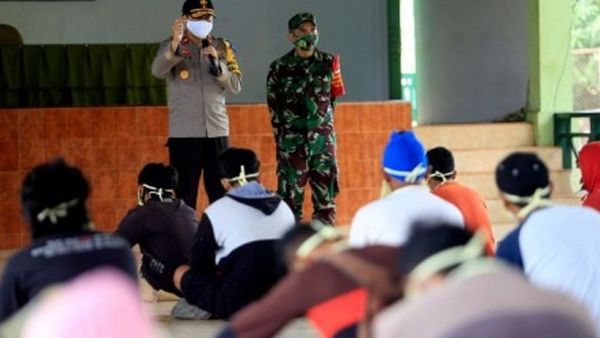 Berita Terkini: Alasan Pemkab Aceh Libatkan TNI Tertibkan Warga yang Tolak Jalani Isolasi Gugas Covid-19