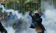 Aksesoris Sultan yang Ikutan Demo UU Ciptaker Ini Bikin Bikers Mupeng