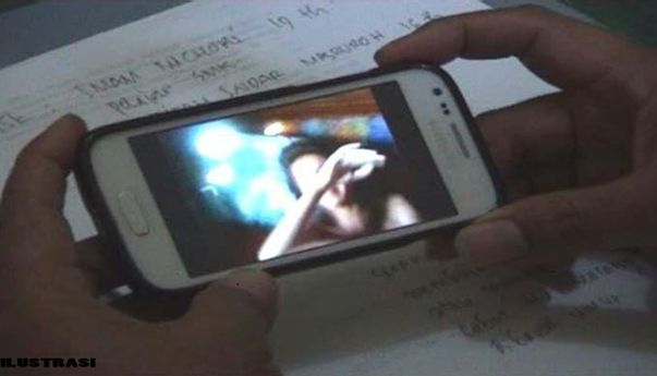 Dapati Video Mesum Anaknya di Ponsel, Orangtua asal Banyumas Ini Syok