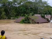 Banjir Bandang Terjang Enam Desa di Ambalau Maluku, Rumah Warga Terendam, Jembatan Antardesa Putus