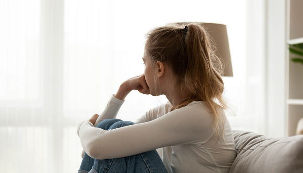 Insecure? Intip Arti, Penyebab, dan Caranya, yuk!
