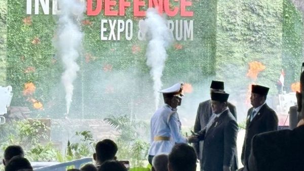 Presiden Prabowo Resmi Buka Indo Defence dan Forum 2025 di JIexpo Kemayoran
