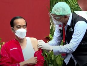 Jokowi Umumkan Masyarakat Indonesia Jalani Vaksinasi Covid-19 Mulai Februari 2021