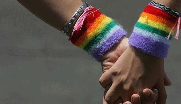 Makin-makin! Dua Sersan TNI Dipecat dari Dinas Militer karena Terbukti Terlibat LGBT