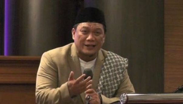 Pengacara Beberkan Penyakit Apa Sebenarnya yang Menyerang Yahya Waloni Sampai Harus Dibawa ke RS