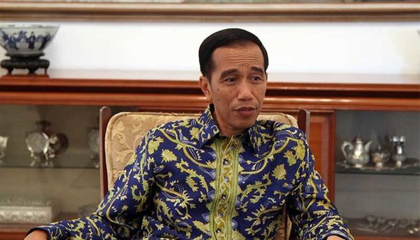 Presiden Joko Widodo Teken Mobil Listrik, Bagaimana Realisasi Pajaknya?