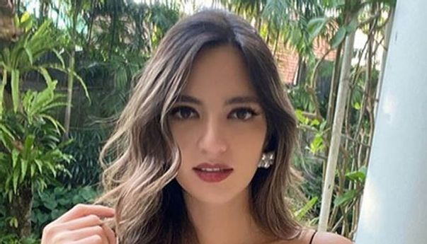 Air Mata Nia Ramadhani Tumpah Usai Dibully Netizen Akibat Gagal jadi Host