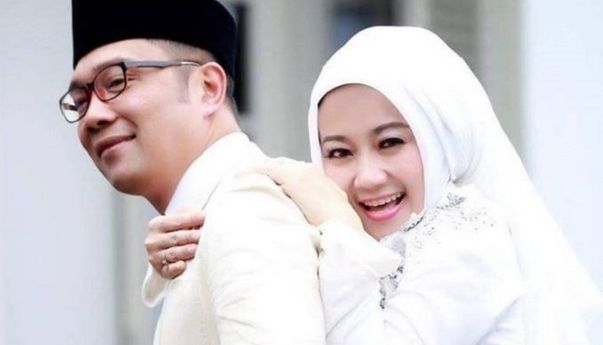 Cara Manis Ridwan Kamil Hibur Istri yang Sedang Isolasi Mandiri karena Positif Covid-19
