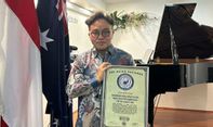 Bikin Bangga! Jeffri Setiawan Pecahkan Rekor Dunia Bermain Piano Berjam-jam dengan Mata Tertutup