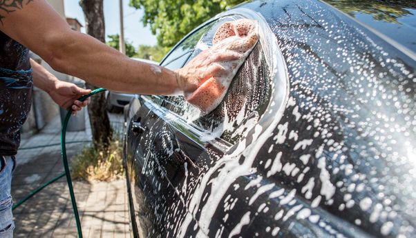 5 Merek Shampo Mobil Yang Bagus Untuk Mobil Kesayangan Anda