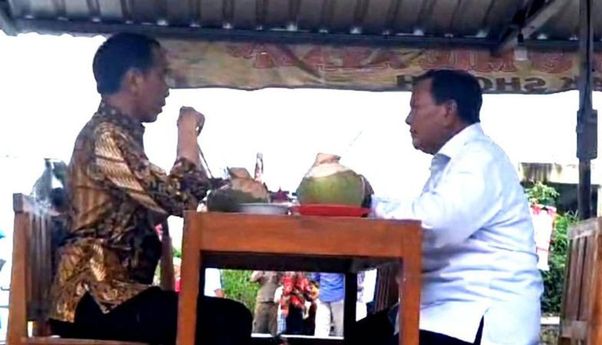 Jokowi Makan Bakso Bareng Prabowo, Ganjar: Makin Meyakinkan Dukungan ke Mana