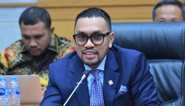 Ahmad Sahroni Sebut Transaksi Judi Online Bisa Tembus Rp 1.000 Triliun pada 2026