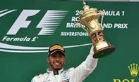 Wow Keren! Lewis Hamilton Ingin Dirikan Museum untuk Koleksi Trofinya