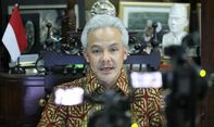 Berita Jateng: Ganjar Pranowo Ogah Patuhi Surat Menaker Soal Pengupahan, Ini Alasannya