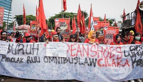 Soal Demo Omnibus Law, Peneliti Roy Thaniago: Wartawan Ikutlah Bersama Rakyat!