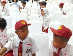 Hari Ini Kemensos Luncurkan 63 Sekolah Rakyat Serentak di Seluruh Indonesia