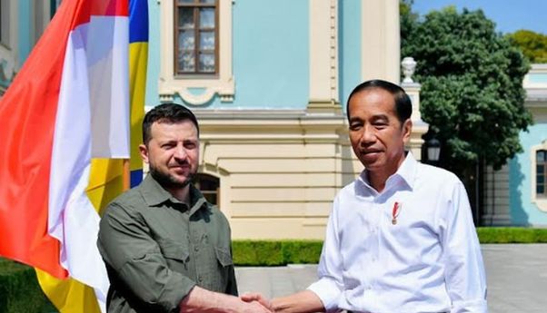 Jokowi ke Zelensky: Jauh-jauh ke Ukraina, Saya Tawarkan Diri Bawa Pesan dari Presiden Zelensky untuk Presiden Putin