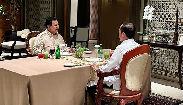 Jokowi Makan Malam Sambil Diskusi dengan Prabowo Selama 2 Jam, Ini Kata Istana