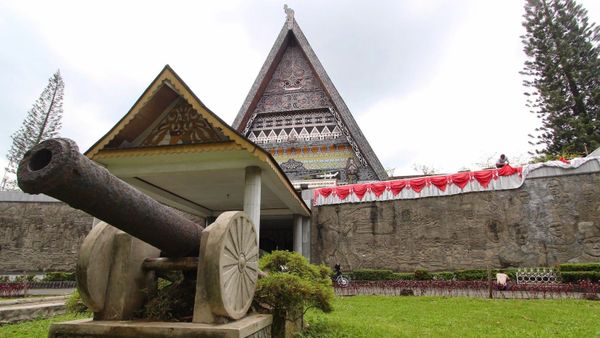 Belajar Sejarah di Museum Negeri di Teladan Barat, Sumatra Utara