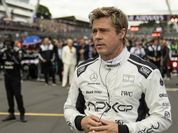 Brad Pitt Sarankan Aktor Muda Gabung Film Superhero