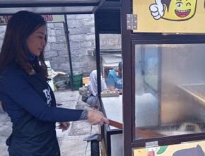 Berita Jogja: Penjual Tahu Cantik di Sleman Berikan Tawaran Menarik untuk Pelanggan