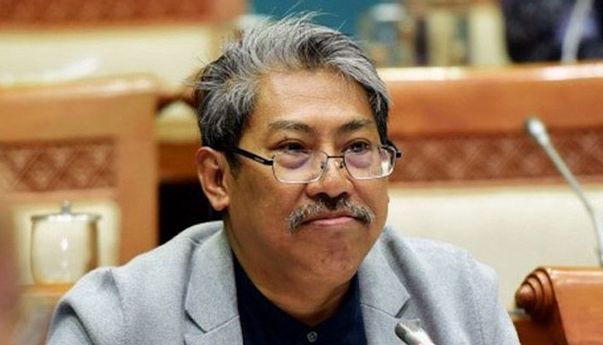 Tolak Harga BBM Naik, Mulyanto: Mending Hentikan Proyek IKN dan Kereta Cepat Jakarta-Bandung